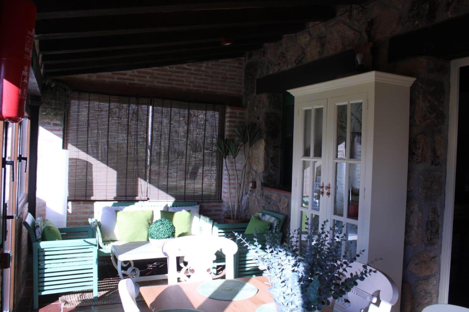 La Justa Casa Rural Candeleda Luaran gambar